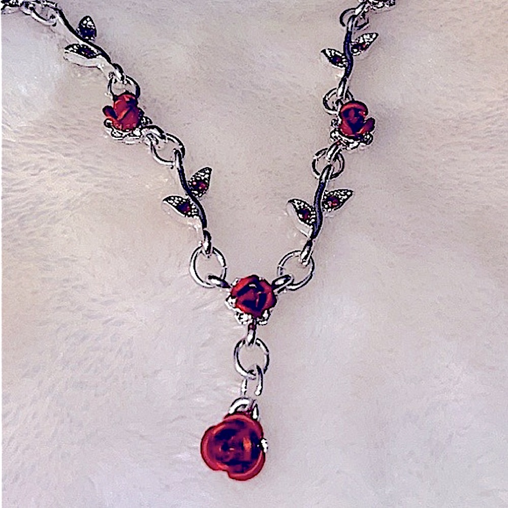 NEW! 🌹 ELEGANT STUNNING SILVER & RED ROSE VINE ADJUSTABLE NECKLACE - Picture 3 of 4